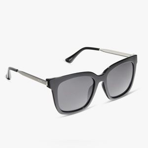 DIFF Hailey Sunglasses 😍 NWOT